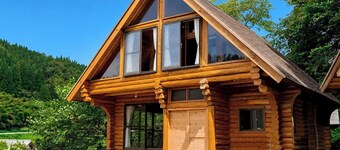 Forest House  Capacity 8 people with separate  / County Market Gifu