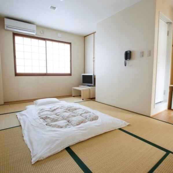 1 bedroom, desk, free WiFi, bed sheets - Smoking Japanesestyle room Room only Recommen / Tamana Kumamoto (Tamana)