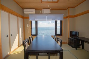 Dining - villa suite / Himi Toyama (Himi)