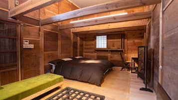 1 bedroom, desk, free WiFi, bed sheets