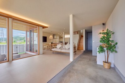 Dogs OK A rental villa in front of the beach that / Oigun Fukui