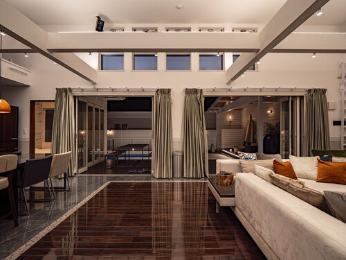 Opening in July 2023 Experience an extraordinary life Equipped with a pool and golf simulation / Miyazaki Miyazaki