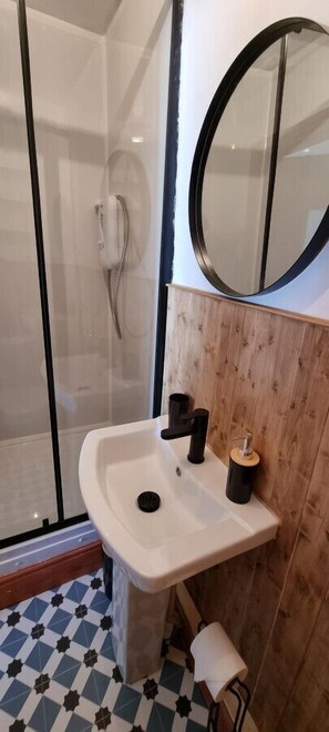 Hair dryer, towels - The Creamery, High Harrington near The Lakes (High Harrington)