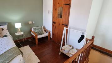 1 bedroom, iron/ironing board, free WiFi, bed sheets