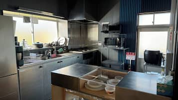 雪櫃、微波爐、爐具、廚房用具/餐具/器皿