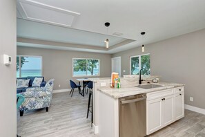 Studio (3 Bedrooms) | Property amenity - AMI Gulf Lookout-views Of The Gulf From Every Room-rooftop Terrace (Bradenton Beach)