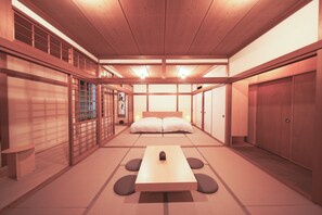 1 slaapkamer, een strijkplank/strijkijzer, gratis wifi, beddengoed