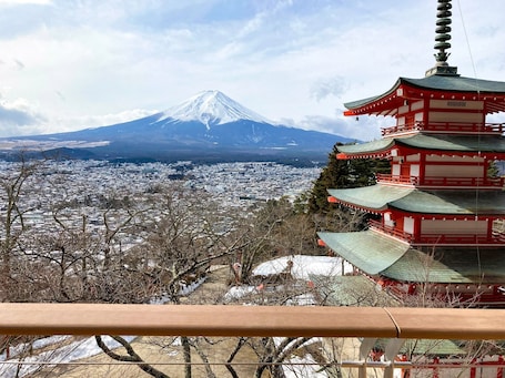 Property grounds. Entire 3LDK reserved View of Mt Fuji Built in 2020 with kitchen utensils A momiji / Fujiyoshida Yamanashi