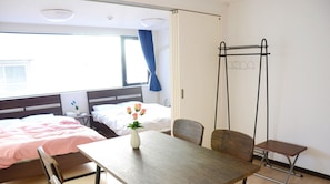 1 bedroom, desk, free WiFi, bed sheets