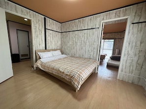 1 chambre, bureau, accès au Wi-Fi (inclus), literie fournie