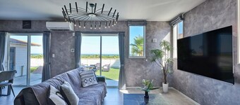 A newly built 3story inn overlooking the Pacific / Isumi Chiba