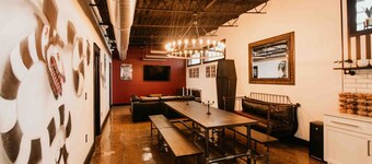 Black house stays sleeps 10