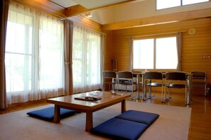 Interior - Price for 1 building Great value for small group / Kabato County Hokkaidō (Kabato County)