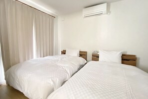 1 bedroom, desk, free WiFi