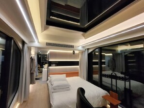 1 habitación, escritorio, tabla de planchar con plancha y wifi gratis 