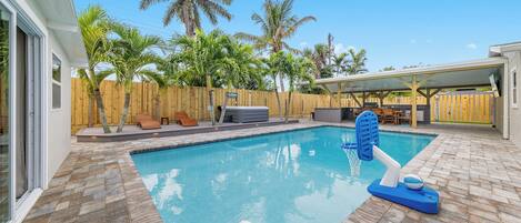 室外泳池、暖水池