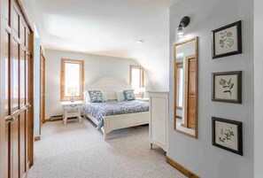 4 chambres, bureau, Wi-Fi gratuit, draps fournis