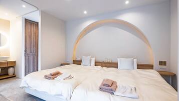 1 bedroom, desk, free WiFi, bed sheets