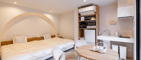 1 chambre, bureau, Wi-Fi gratuit, draps fournis