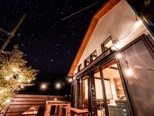 Outdoor dining - Pet friendly house with a home theater / Kamogun Shizuoka (Kamogun)