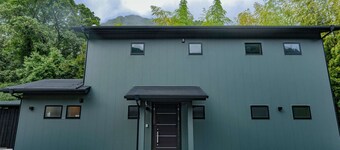 Pet friendly house with a natural hot spring openair bath / Kamogun Shizuoka