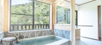 House with a large terrace and a natural hot spring rock bath / Atami Shizuoka