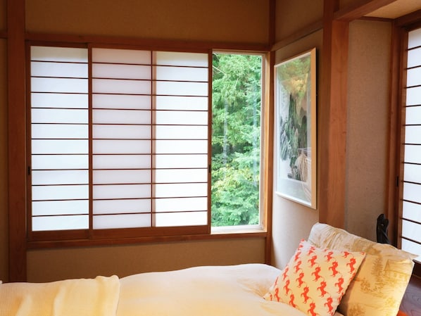 2 habitaciones, escritorio, wifi gratis y ropa de cama 