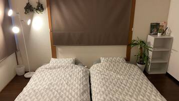 2 bedrooms, desk, free WiFi, bed sheets