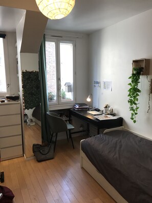 3 bedrooms, iron/ironing board, WiFi, bed sheets - Lumineux, Calme, Balcon (Paris)