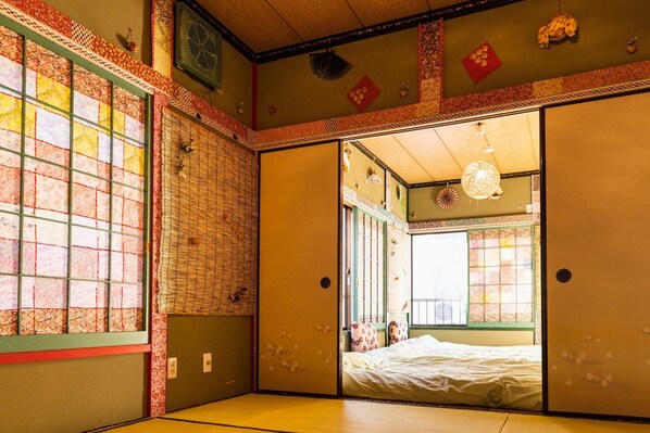 3 bedrooms, bed sheets