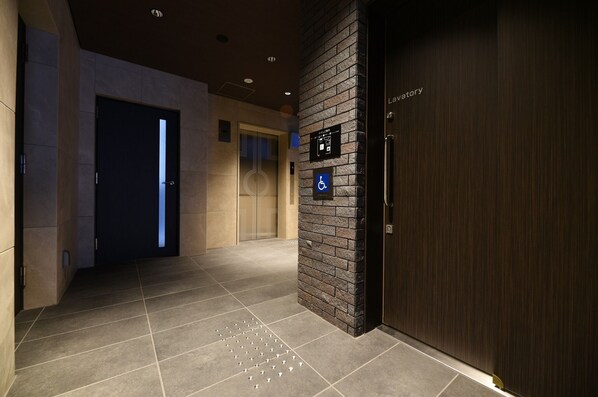 Interior - Nonsmoking High floor Deluxe twin Tsutenkaku  / Osaka Ōsaka (Osaka)