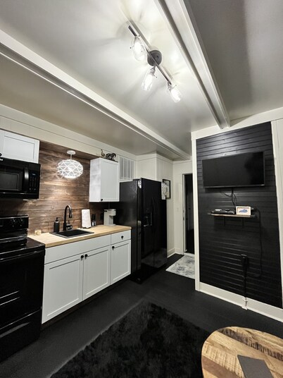 Cozy Getaway at Stone Horse