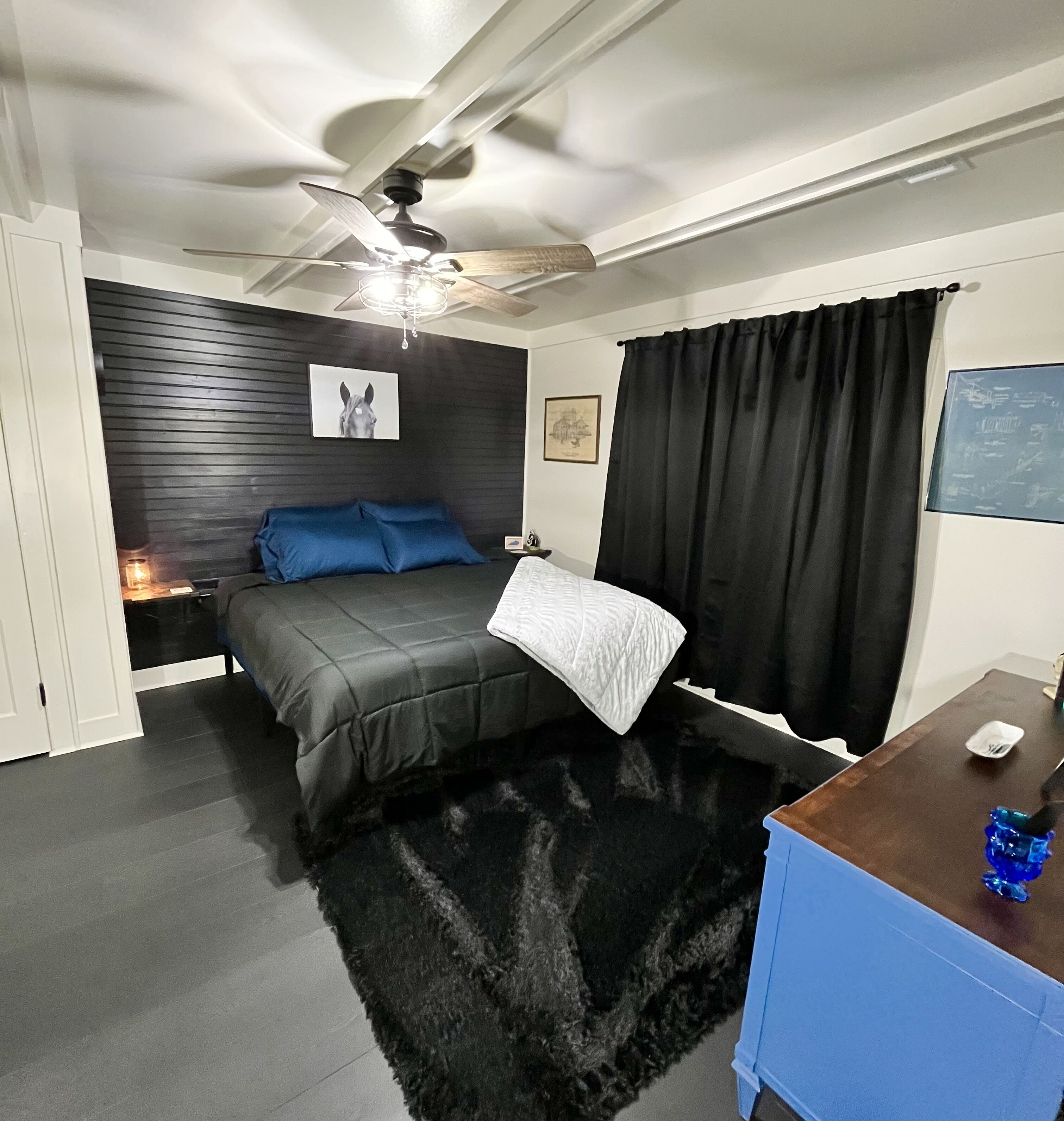 1 bedroom, in-room safe, desk, iron/ironing board