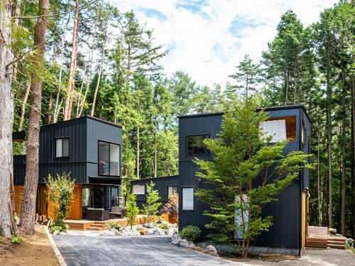 Pet building Maisonette surrounded by forest Standard / Minamitsurugun Yamanashi