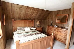 2 bedrooms, iron/ironing board, WiFi, bed sheets - Camp North Country - Old Forge (Old Forge)