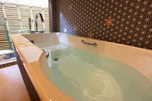 Haartrockner, Handtücher