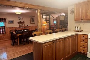 Dining - Stoll's Spot in Okara lake (Webb)