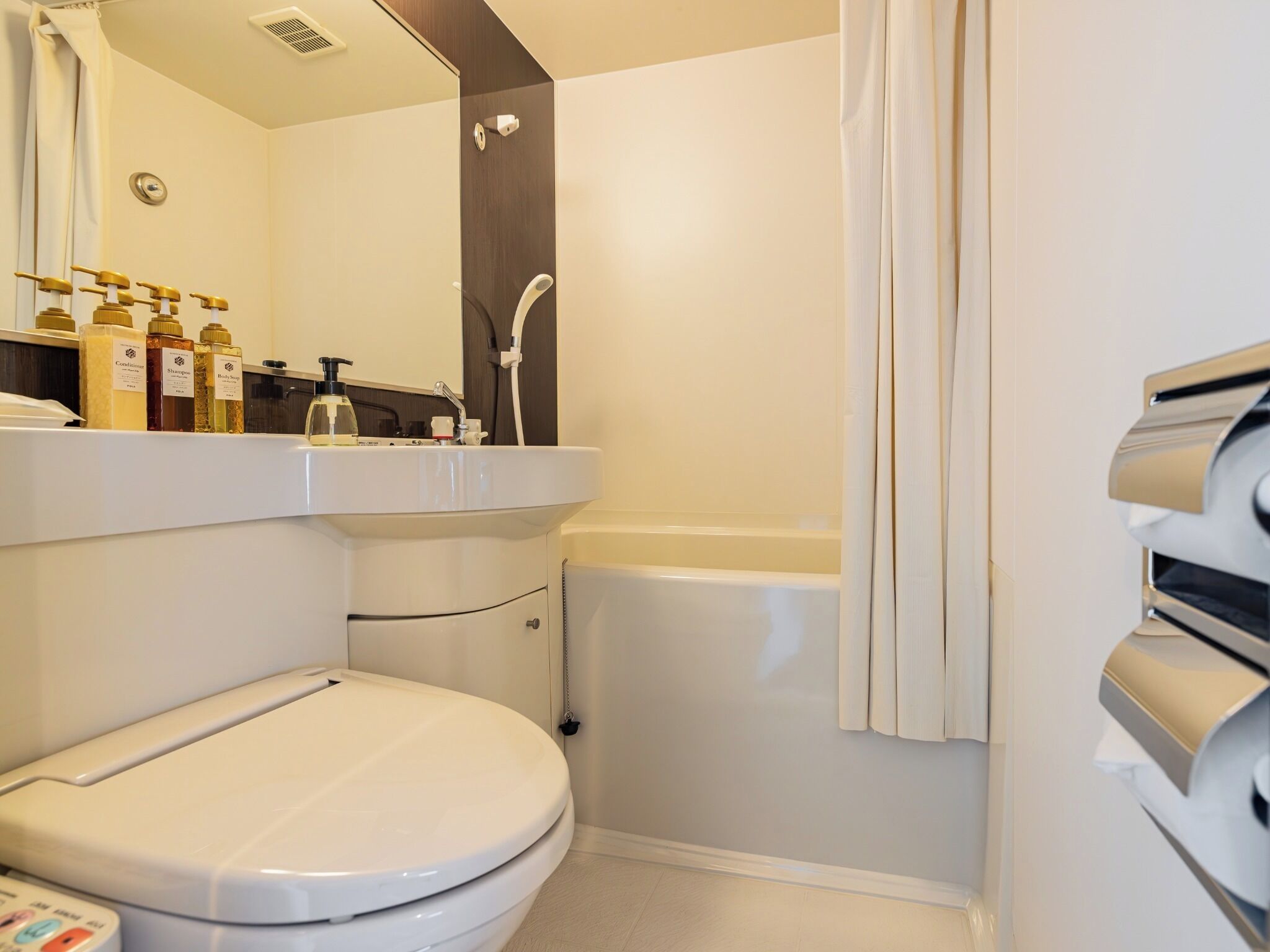 Hair dryer, towels