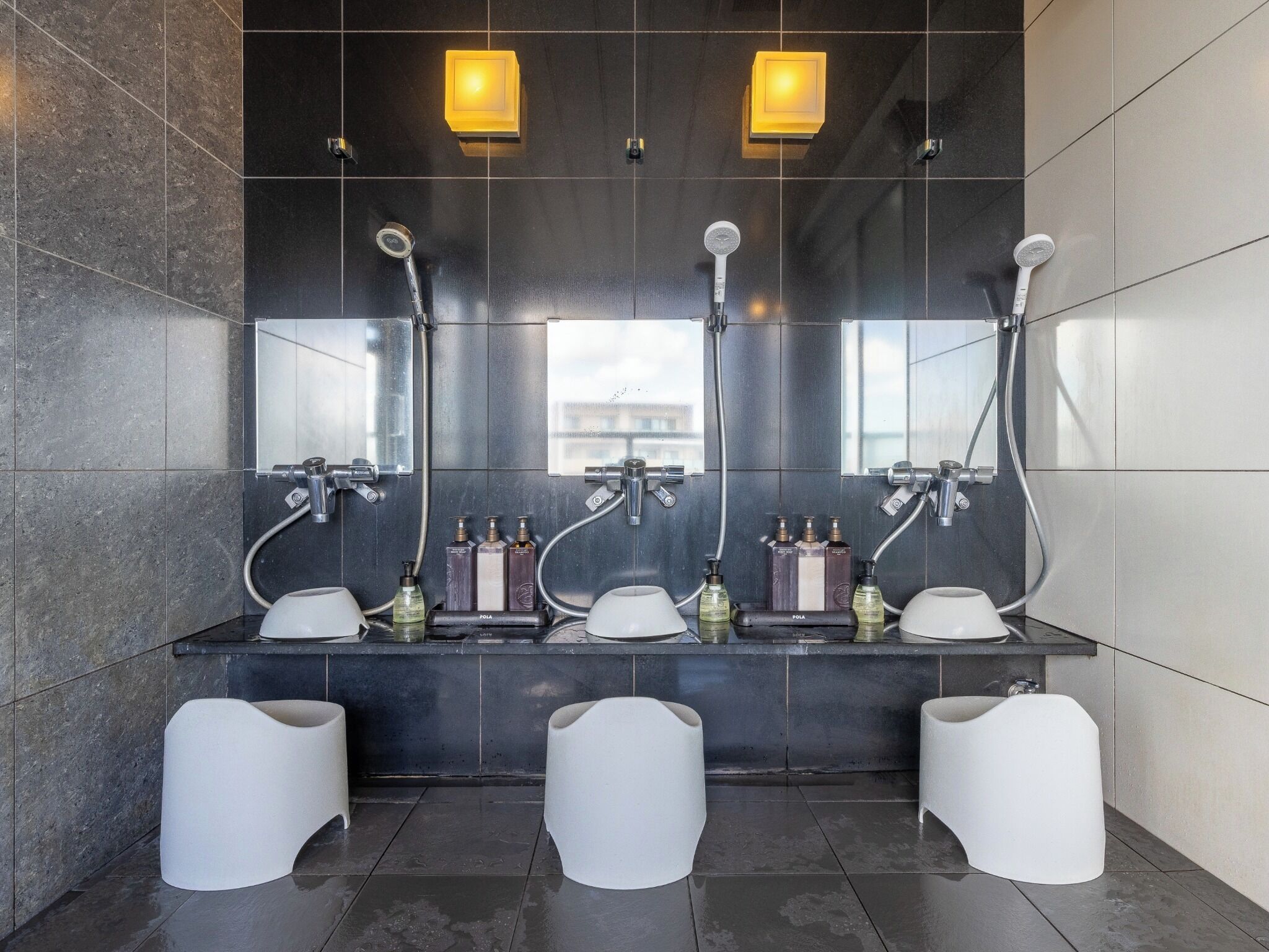 ヘアドライヤー、タオル