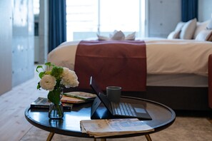 1 bedroom, desk, free WiFi, bed sheets