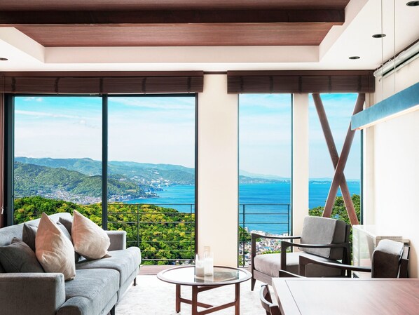 Living area - All rooms have ocean views A rental villa with a hot spring and a terrace with a spectacular view / Atami Shizuoka (Atami)