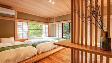 3 bedrooms, desk, free WiFi, bed sheets