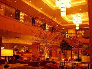 Lobby - Smoking 1 twin person for VS | Easy About 4 / Tono Iwate (Tono)