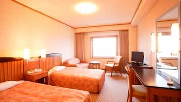 1 室のベッドルーム、デスク、アイロン / アイロン台、WiFi (無料)