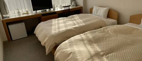 1 chambre, bureau, Wi-Fi gratuit, draps fournis