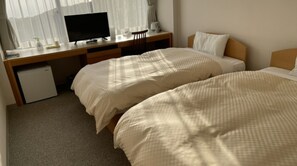 1 habitación, escritorio, wifi gratis y ropa de cama 