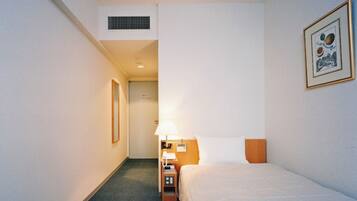 1 bedroom, desk, free WiFi, bed sheets