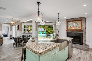 Interior - Bradenton Gem w/ Heated Pool & Yard Next To AMI (Bradenton)