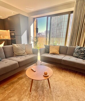 TV - Heart of Paddington - Modern 1Bedroom Apartment - Pass the Keys (London)