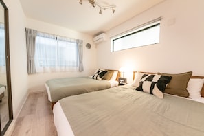 4 chambres, bureau, fer et planche à repasser, Wi-Fi gratuit